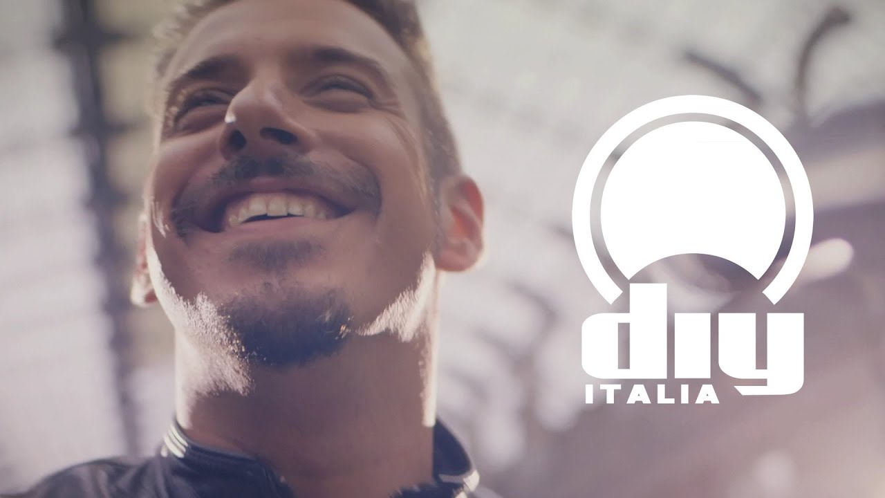 Francesco Gabbani - I dischi non si suonano [Official video edit]