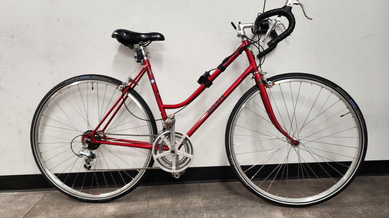 Miyata bike. Change the wheels 700c for correct size 27inch. New freewheel and chain YouTube