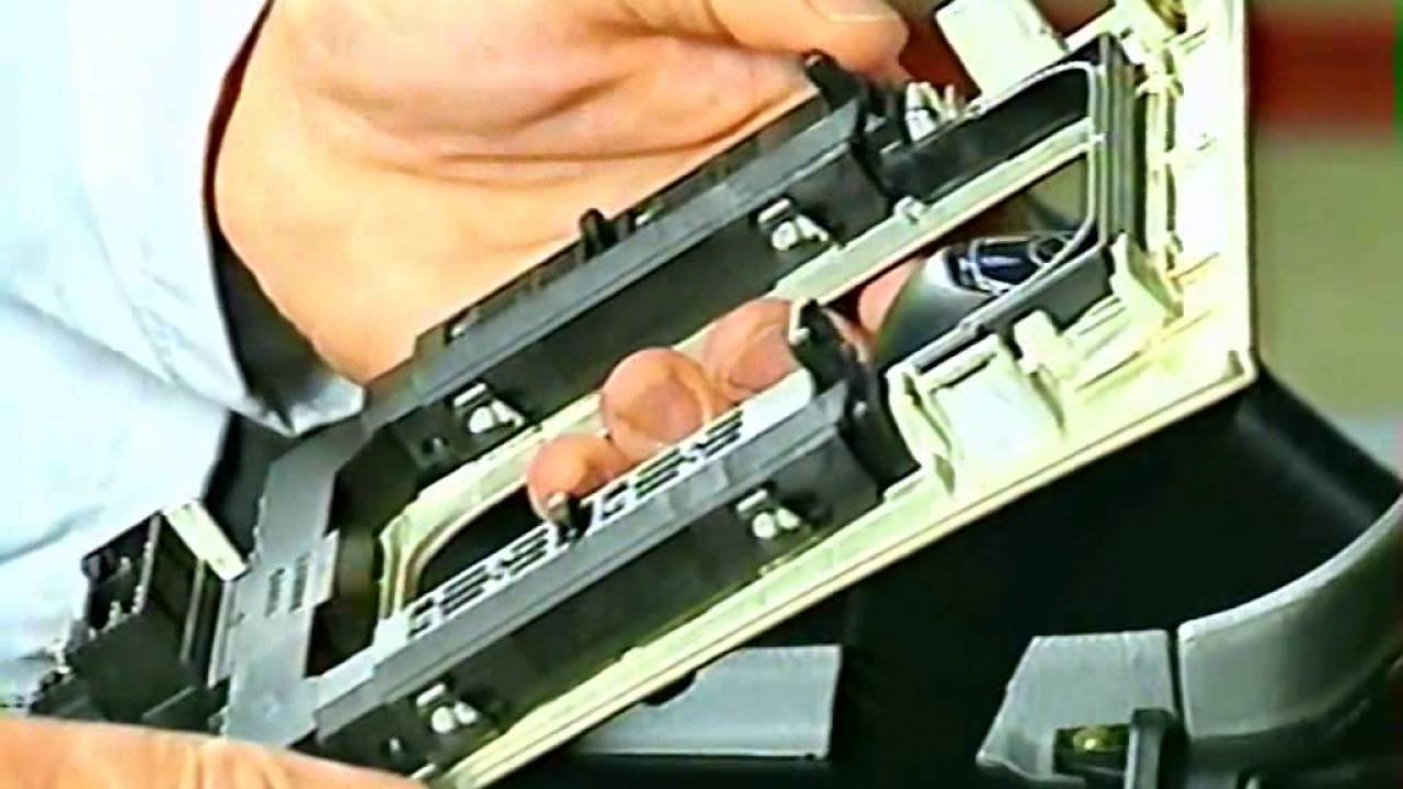 Mercedes - E Class (W210) - Disassembly Procedures (1995)