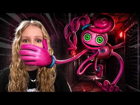 It’s getting WORSE!! Poppy Playtime Chapter 2...