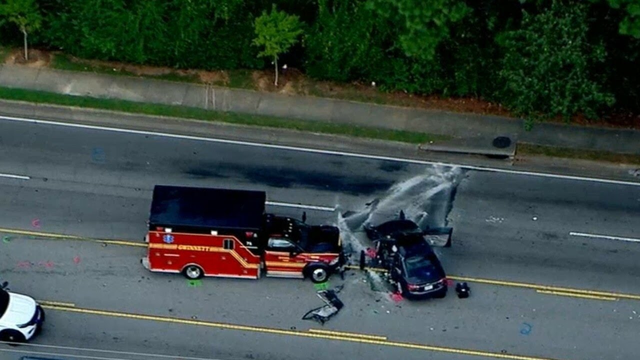 Ambulance involved in serious crash in Gwinnett County - YouTube