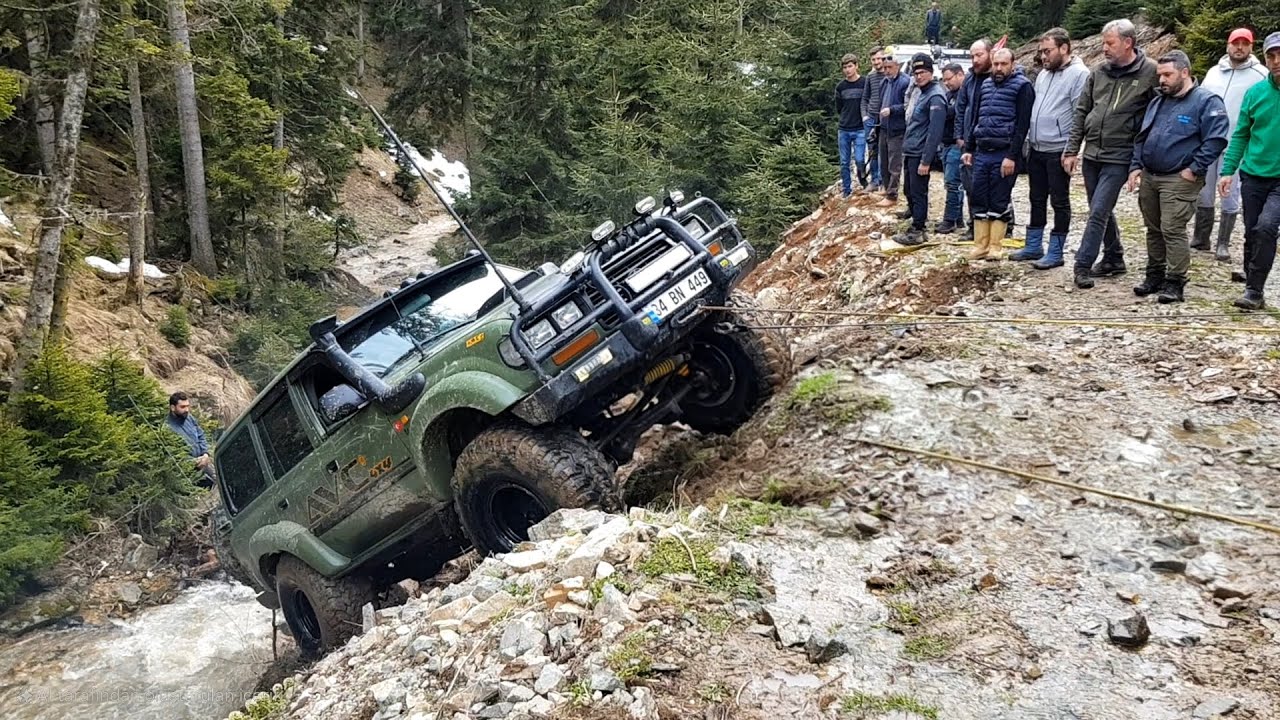 Hard Waterfall Climbing / Land Cruiser & Discovery / OFF ROAD