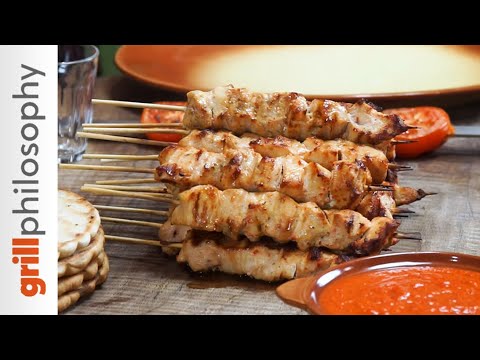 Video: Dzatziki Soslu Tavuk Souvlaki