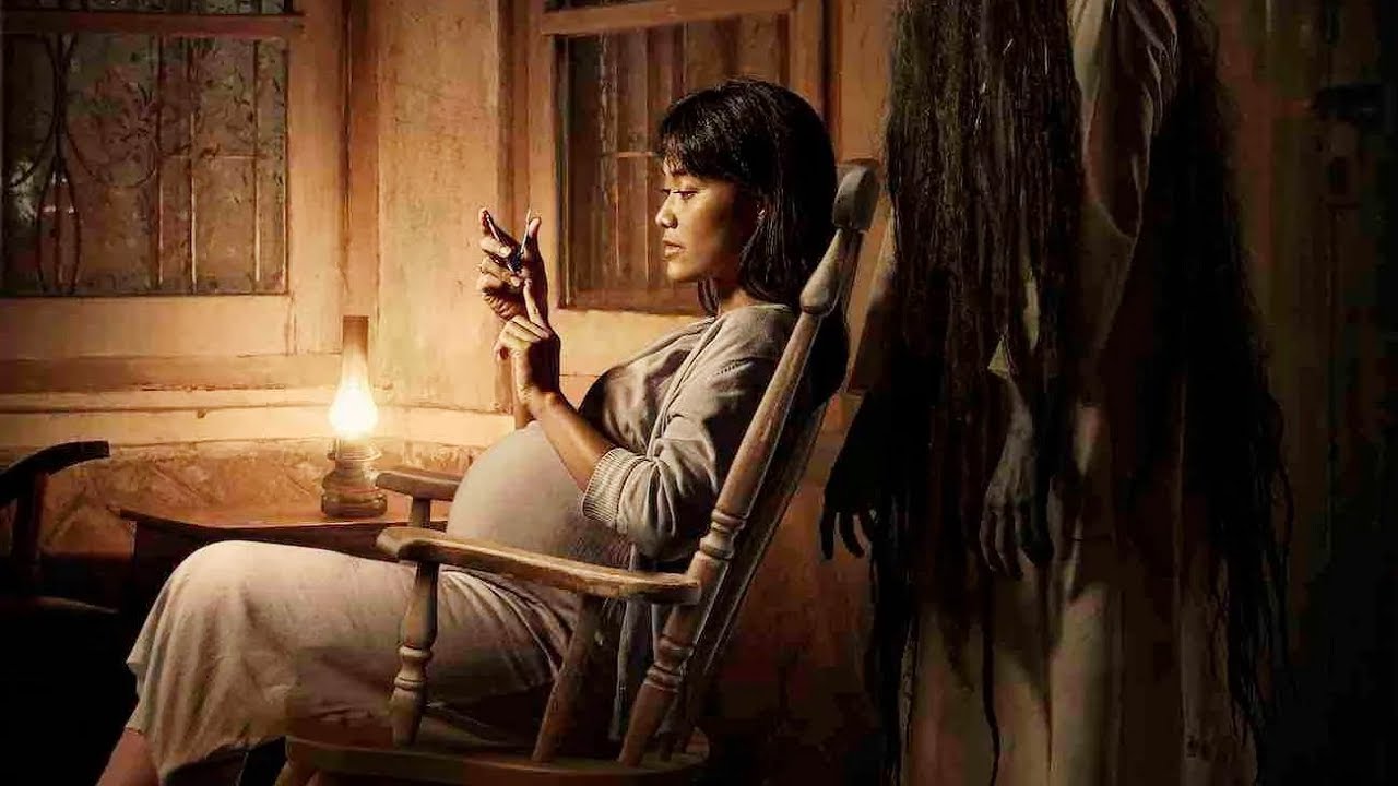 暢銷恐怖遊戲改編，女子打破禁忌夜晚剪指甲，老宅可怕事不停，原來臟東西一直在身邊！