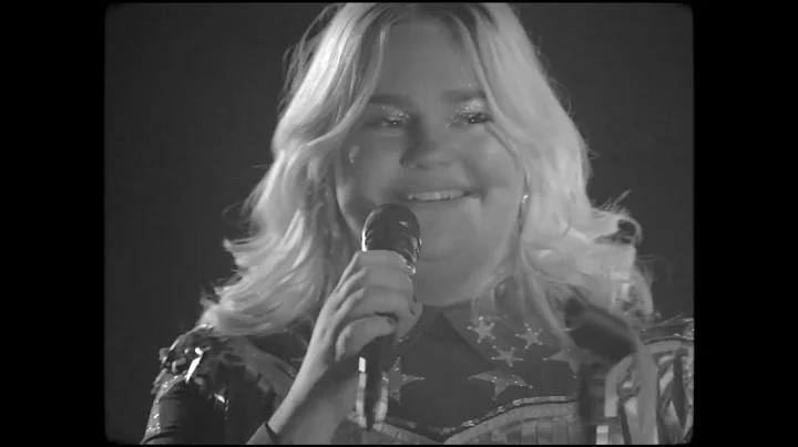 Sarah Klang - "New Day Coming" (Official Music Vid...