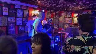 The Big Black Bugs - Martian Stomp  .. psychobilly 