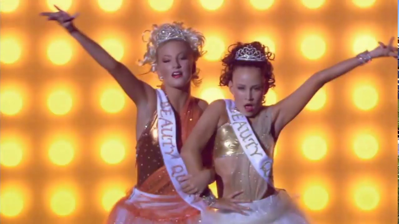 Abby's Ultimate Dance Competition - Elisabeth and Madison Duet "Looks Are Everything" (S1E3)