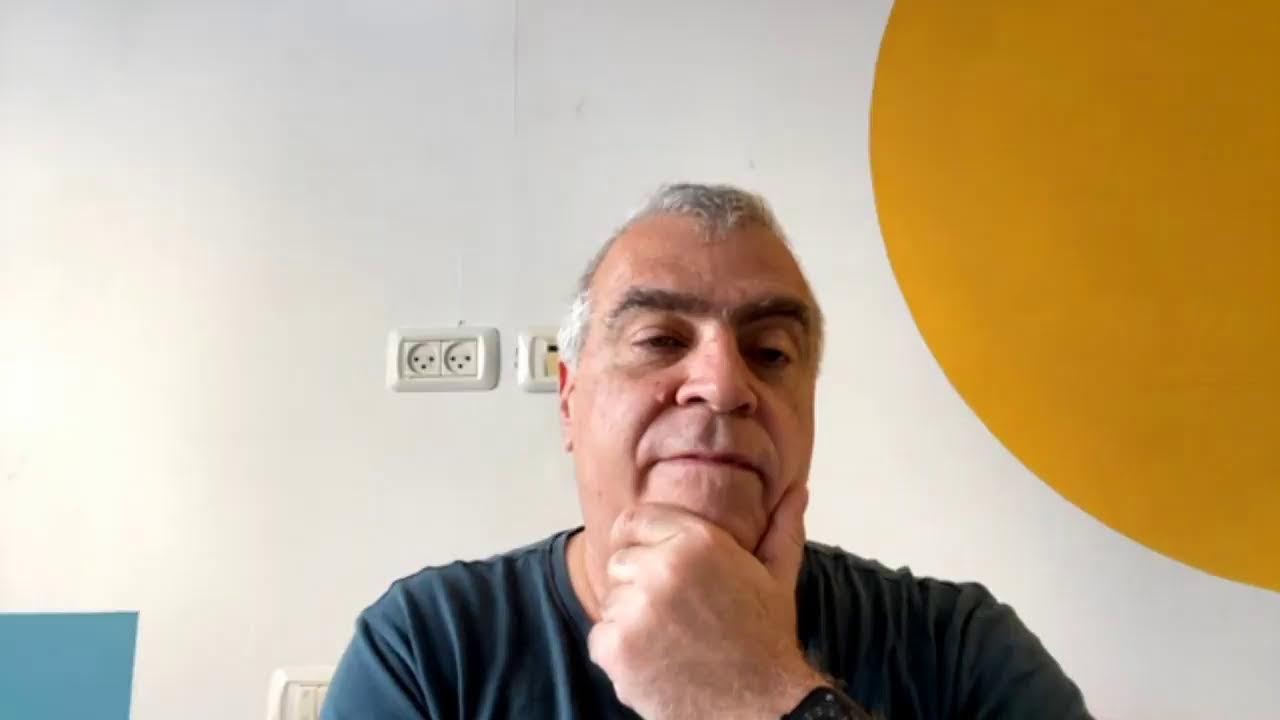 Качанов по субботам. Как правильно сидеть на двух стульях - YouTube