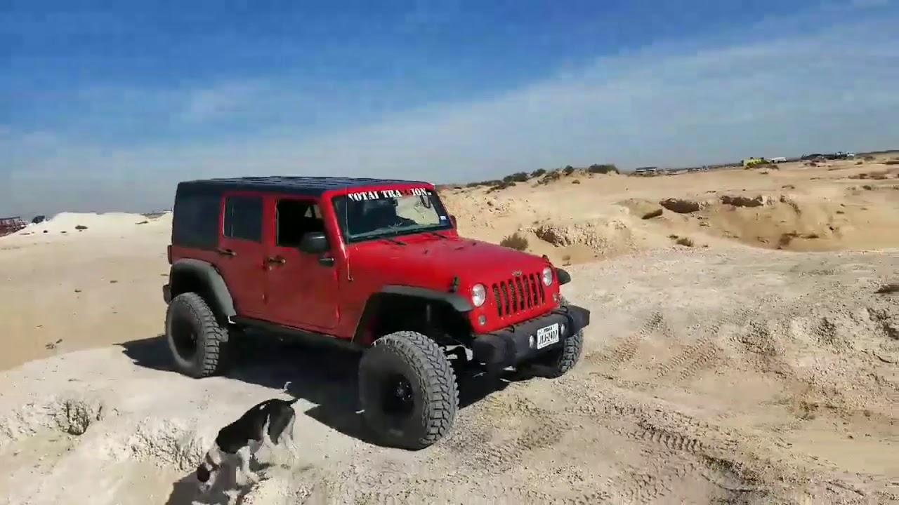 Jeep jk with 35s and 6 inch lift - YouTube