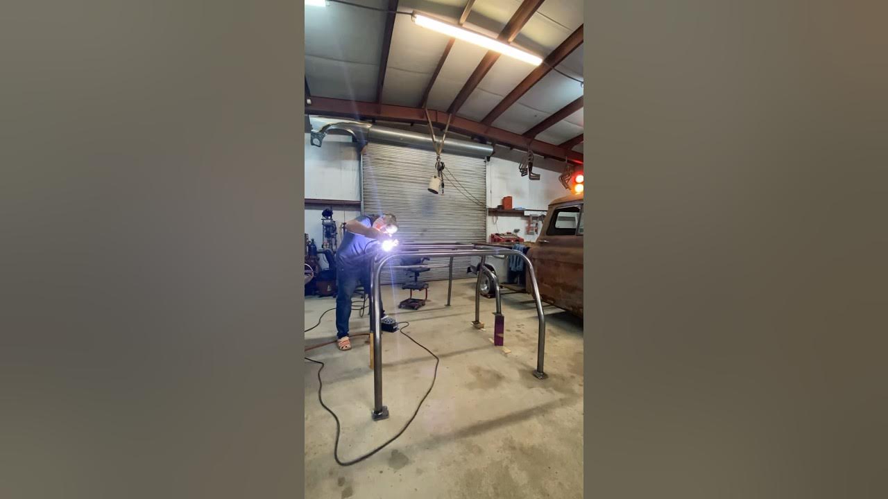 About to start on this bronco roll cage rollcage tigwelding 