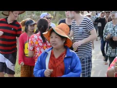 สงกรานต์บ้านโนนสมบูรณ์  ชัยภูมิ 2556