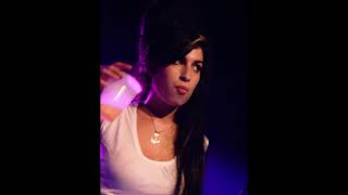 Amy Winehouse - La Zona Rosa, Austin, Texas, USA | March 16, 2007 (Full Audio + Pictures)