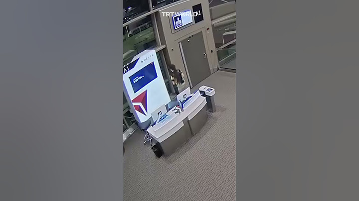 Passenger found dead after crawling into plane engine in Utah