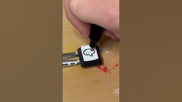 Making “ into a 💬 🖌️ #customkeyboard #artwork #satisfying