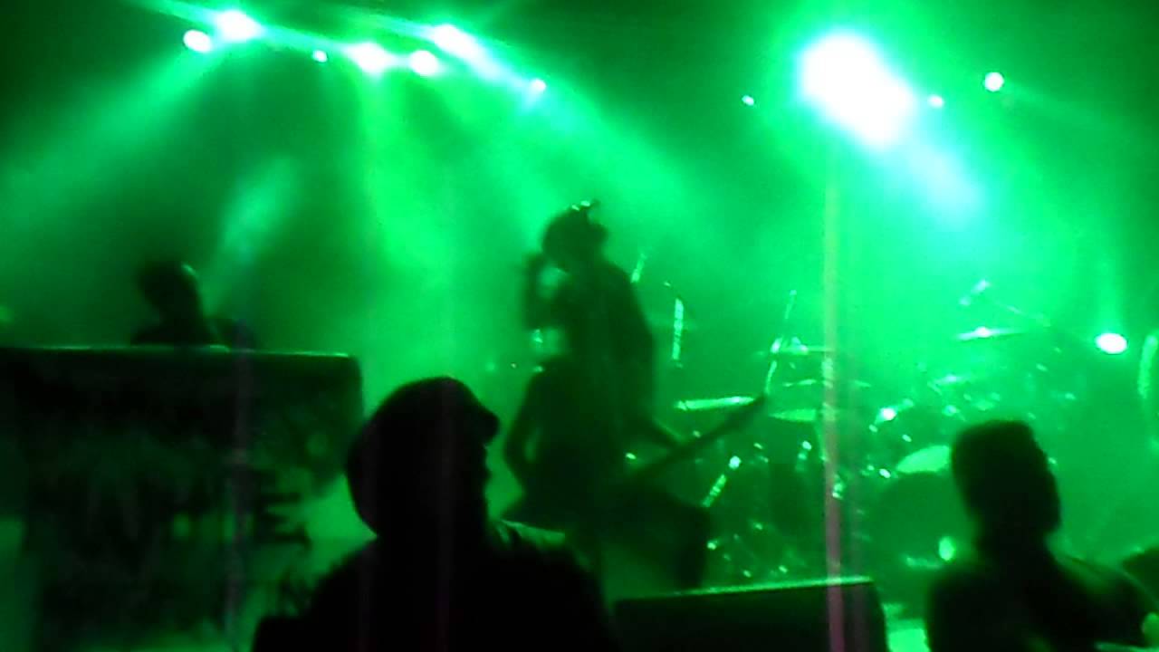 Motionless In White Underdog en Argentina 27/08/13 YouTube