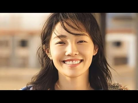同样演中年危机，把袁泉、蒋欣、白百合放一起看，差别就出来了