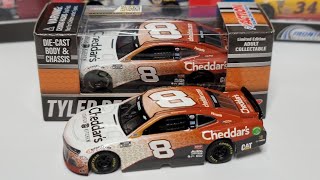 Tyler Reddick 2021 Cheddar's 1/64 Diecast Chassis Review