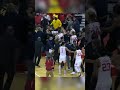 $.each  2022  Wisconsin coach Greg Gard \u0026 Michigan coach Juwan Howard confronted each other after their game