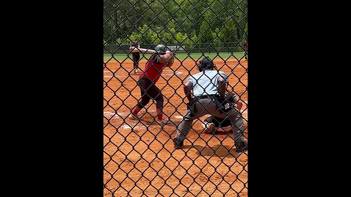 Madison Starr Pitching in the Atlanta Legacy 2022