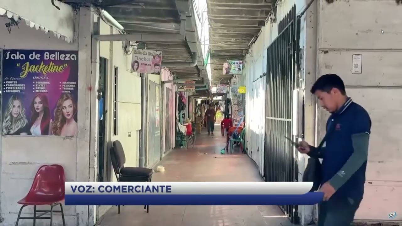 Comerciantes cuestionan reubicación tras 40 años en plaza 14 de Julio | Noticiero Hechos