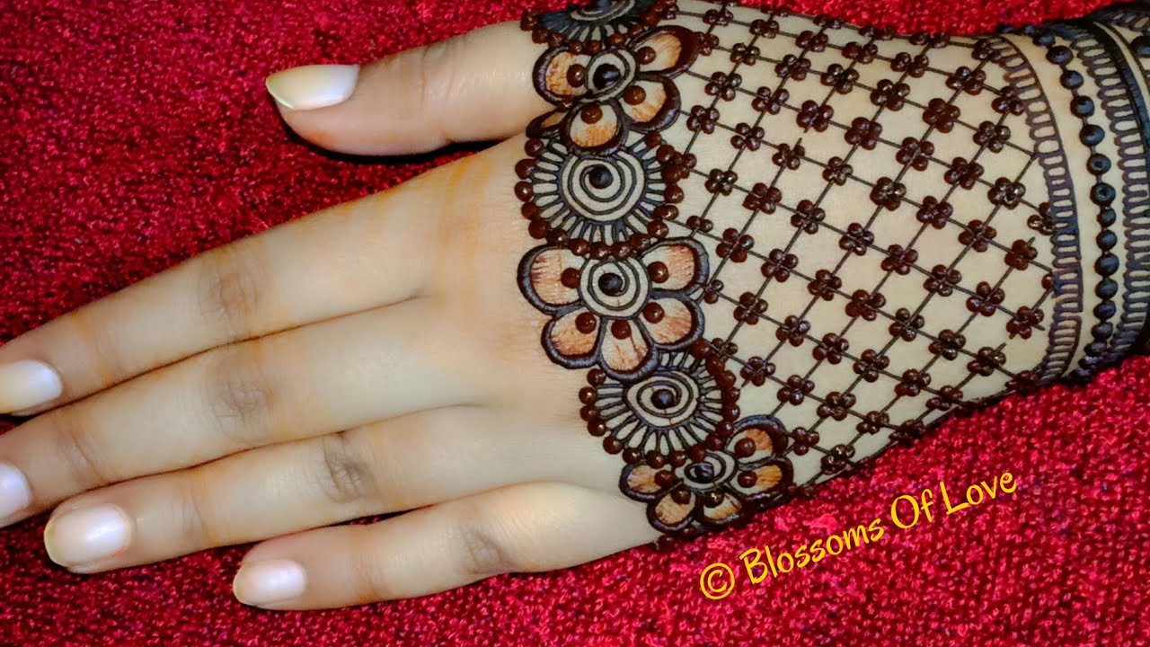 Back hand beautiful henna design - Simple and easy mehndi designs ...