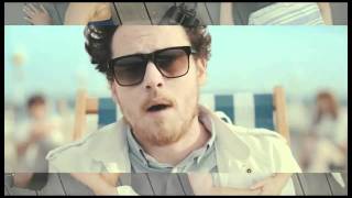 Metronomy - The Bay (OFFICIAL VIDEO) chords
