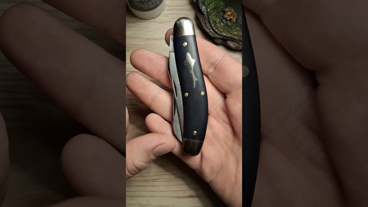 Gec pattern 88 bayou trapper blue ridgelight unboxing....roll that beautiful trapper footage 