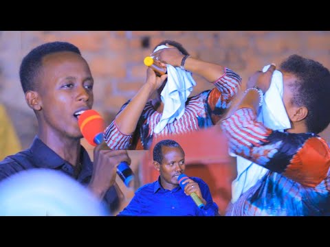 ABAYUMBE BA UVIRA NA KAMANYOLA BASENGEYE IMITWARO ITANDUKANYE HARIMO NA CONGO 🇨🇩 ABABYEYI BARARIZE
