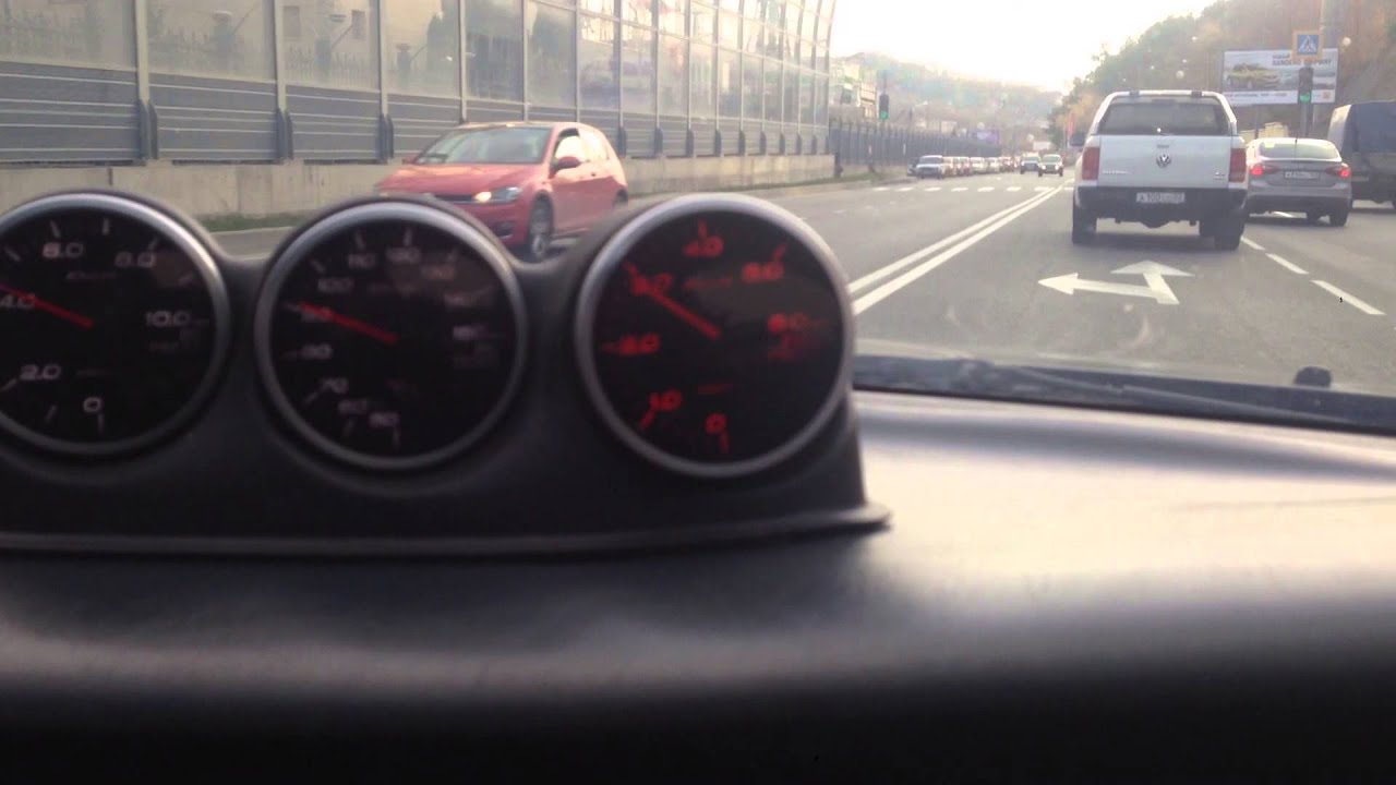 давление на 0,9 бара (при давке на холостых 2,8)