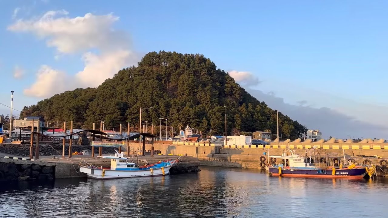 Walk in Bomok-dong, Seogwipo 【4K HDR】 walk korea - YouTube