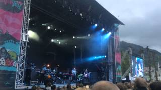 the beginning of Blame // Bastille @ Bergenfest