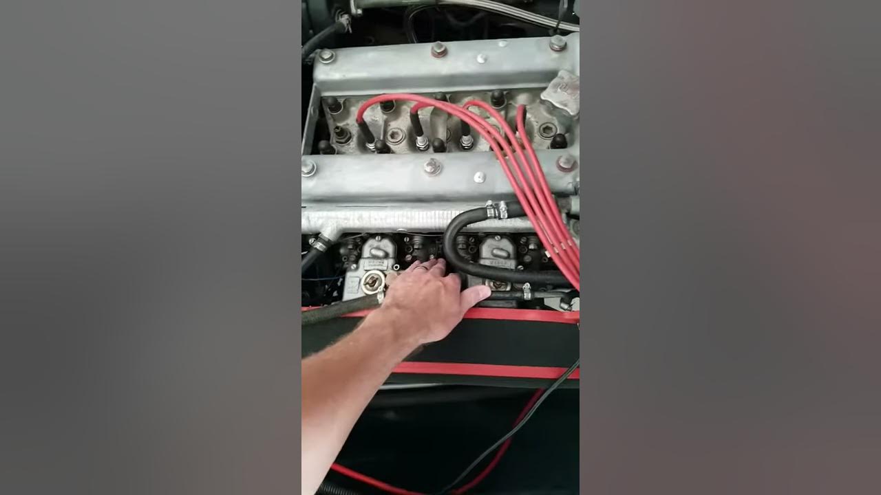 Engine idle one - YouTube