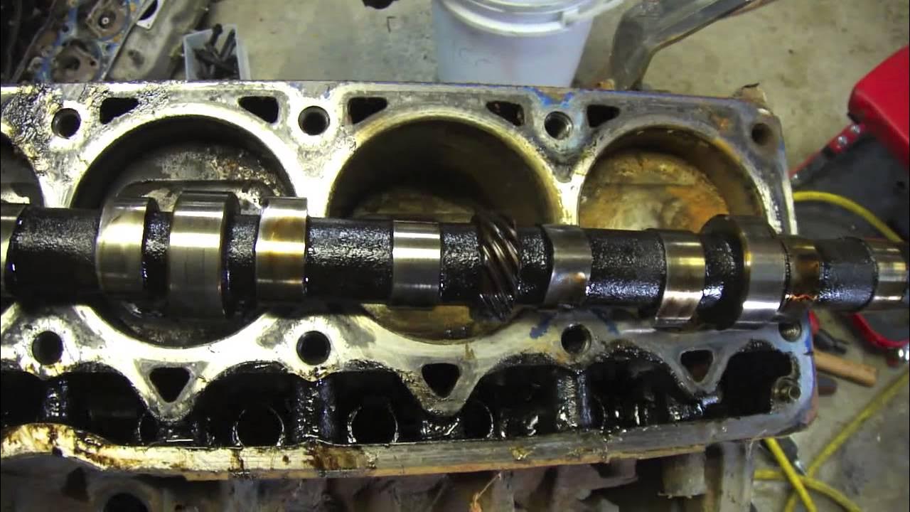 Removal and Inspection of A Camshaft and Lifters - YouTube