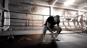 Kettlebell deep squat and dead curl (biceps curl) 💪