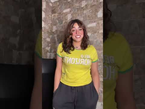 أنا عشقي فالbrunette مشي Lblonda Rai 