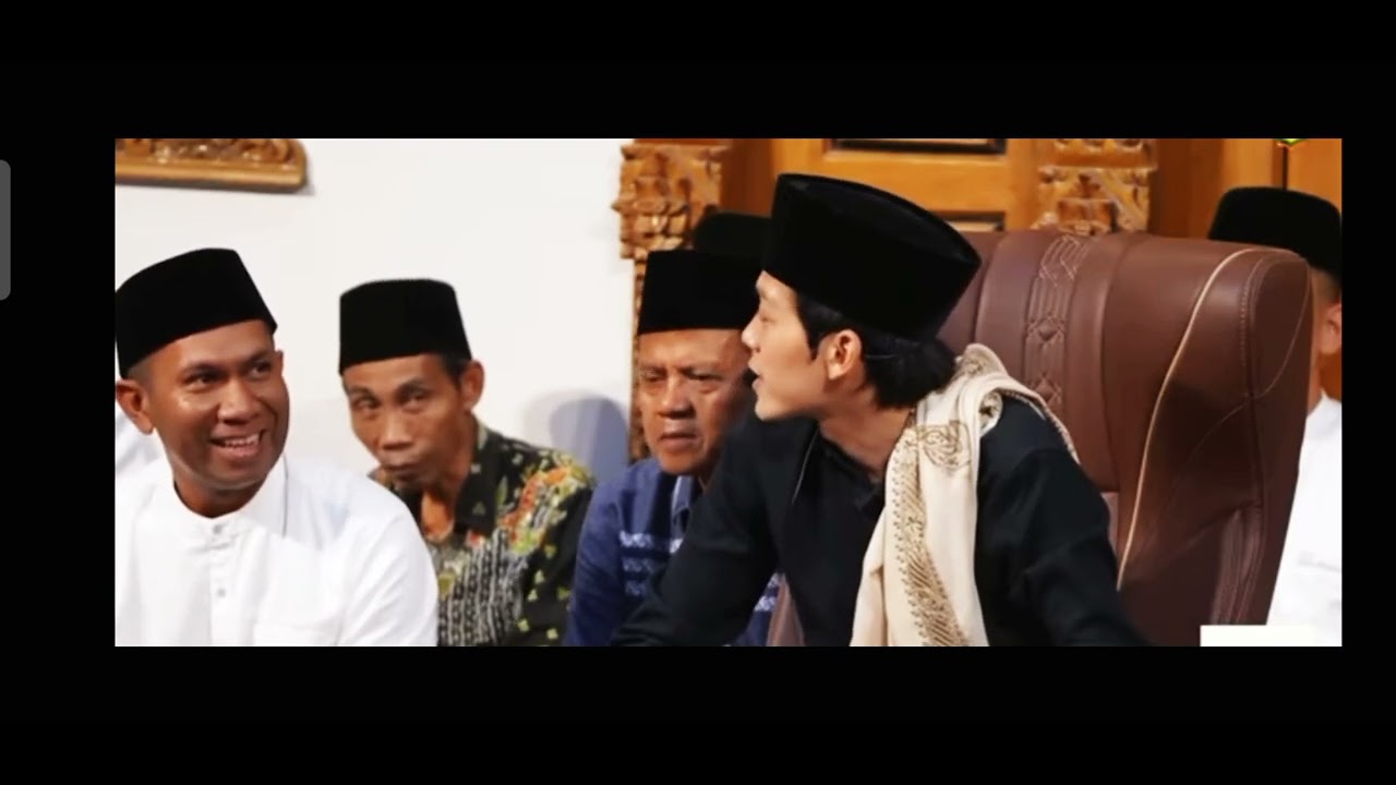 Pengajian Gus iQdam di hadiri rombongan nyeni sampitak e dewe