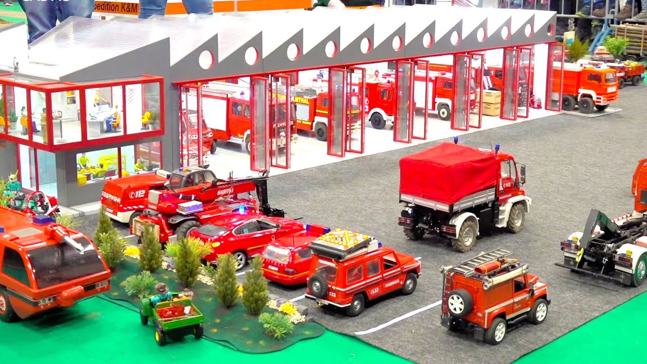 ⁣RC FIRE FIGHTERS IN ACTION// BIG RESCUE ACTION// BIGGEST RC FIRE FIGHTERS MEETING// BURNING TRACTOR