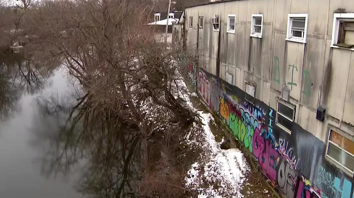 Sewage Flushes Directly Into Chicago River