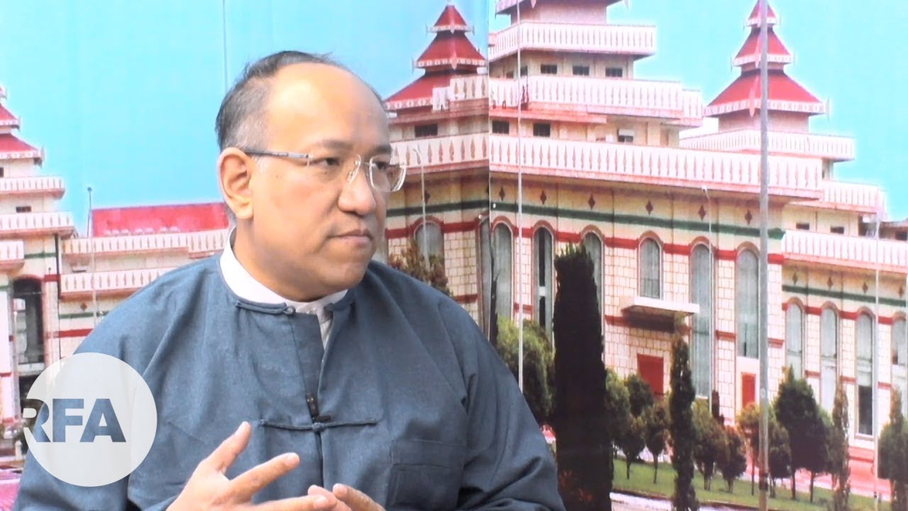 ပုဂၢလိကဘဏ္လုပ္ငန္းနဲ႔ ေငြေၾကးတည္ၿငိမ္မႈ (ဒုတိယပုိင္း) newspaper mockup
