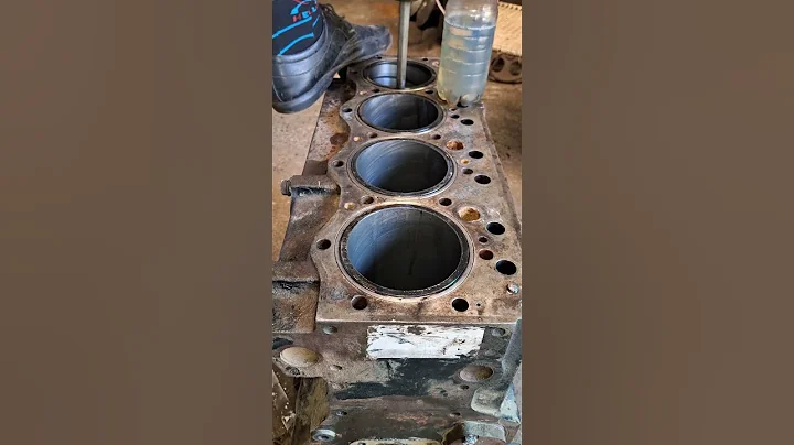 SLEEVES HONING #engine #automobile #topshorts #repair #jcb #toptrending #mechinical #ajaibsinghmalwa