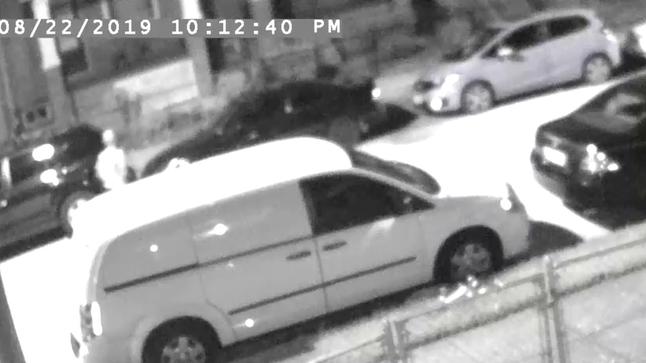 Persons and Vehicle of Interest in AWIK (Gun), 1400 b/o 18th St, SE, on August 22, 2019