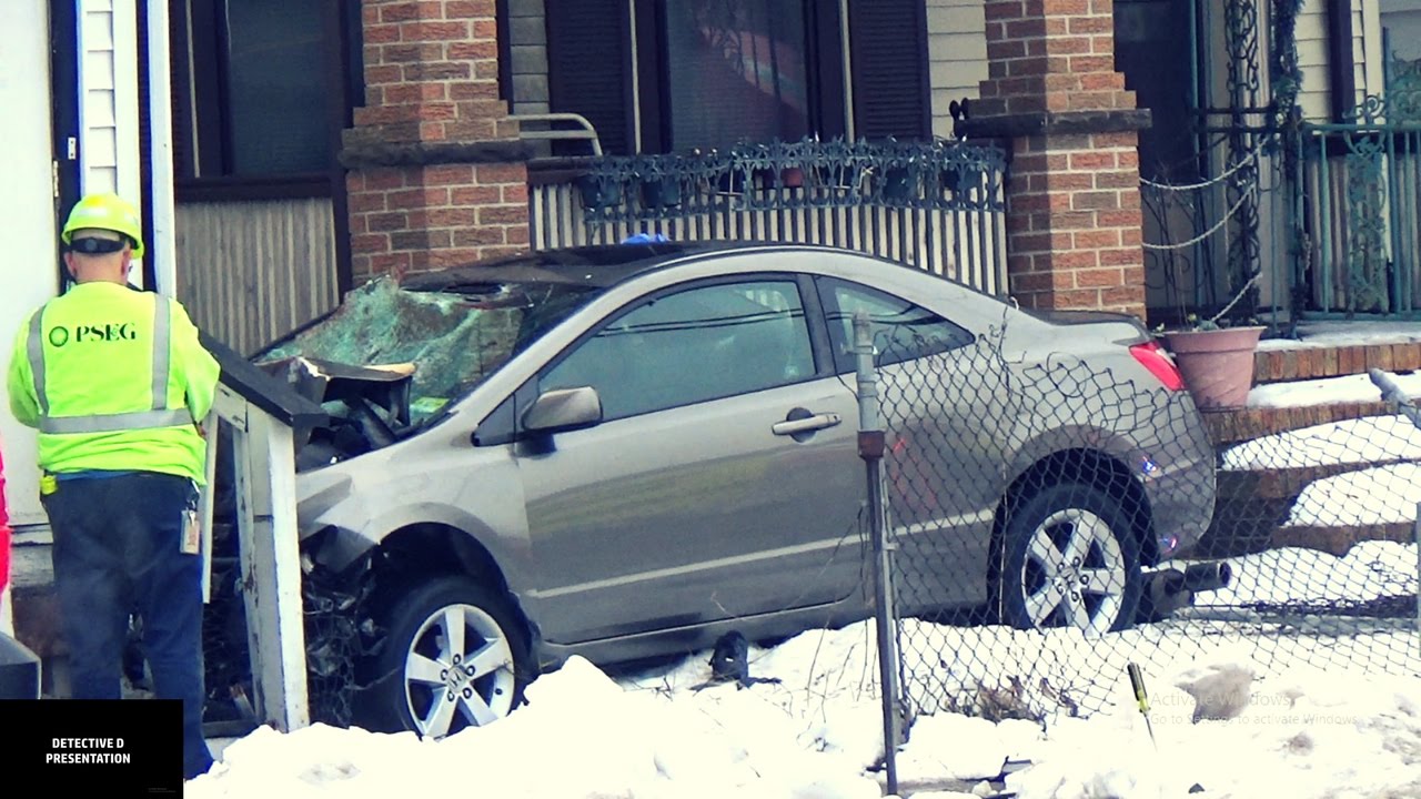 New Brunswick: Car Crashes Into A Building After Driver Lost Control ...
