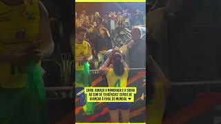 Ana Carolina Contou Com Uma Torcida Especial Na Semifinal Do Mundial De Vôlei