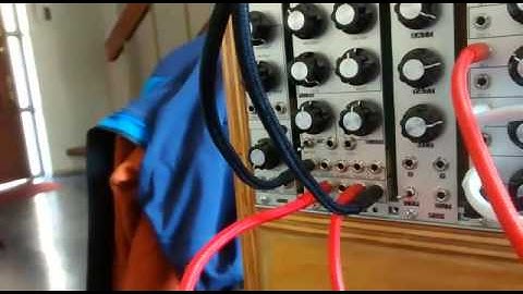 testing DIY eurorack  analog sinthesizer with arturia microbrute