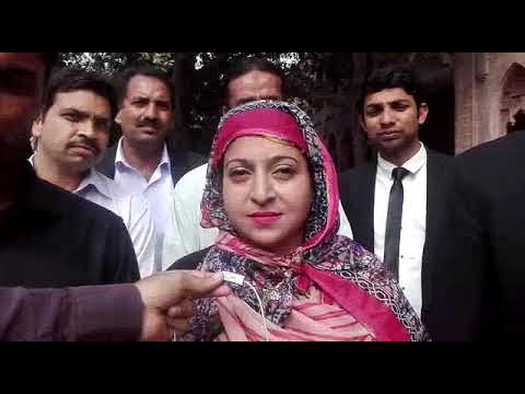 Watch: Kiran Bala alias Amna Bibi speaks with media outside Lahore  court.