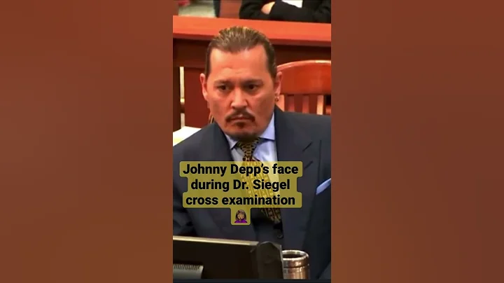 Dr. Siegel in Ambers Team called Johnny and idiot ...