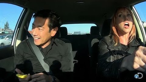 Which Is Faster: Weaving in Traffic or Staying in One Lane? | MythBusters