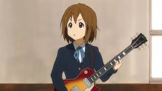 yui plays guitar for the first time