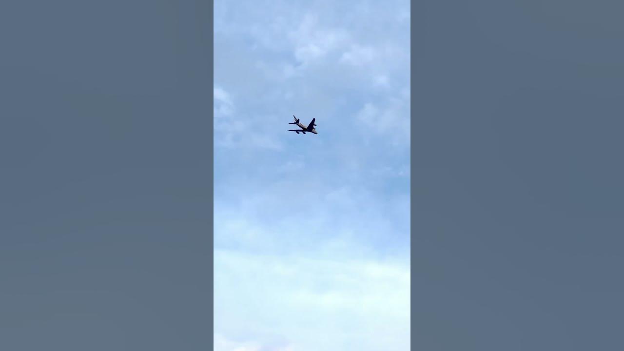 iPhone 13 Pro Max camera zoom with British Airways YouTube