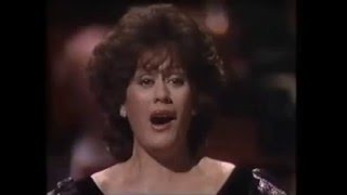 Kiri Te Kanawa - O Holy Night 1985